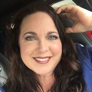 Meet your Posher, Jeanne